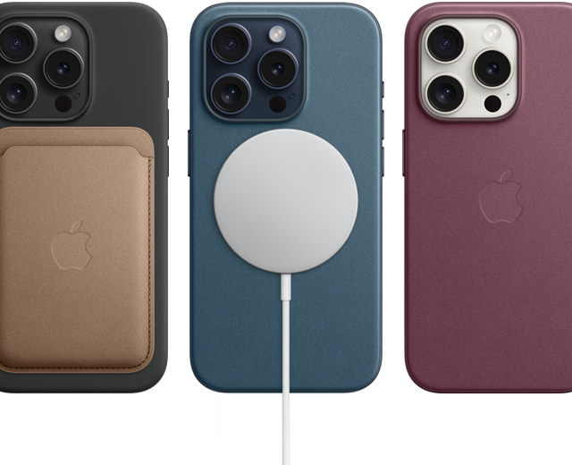 iPhone 15 con accesorios MagSafe